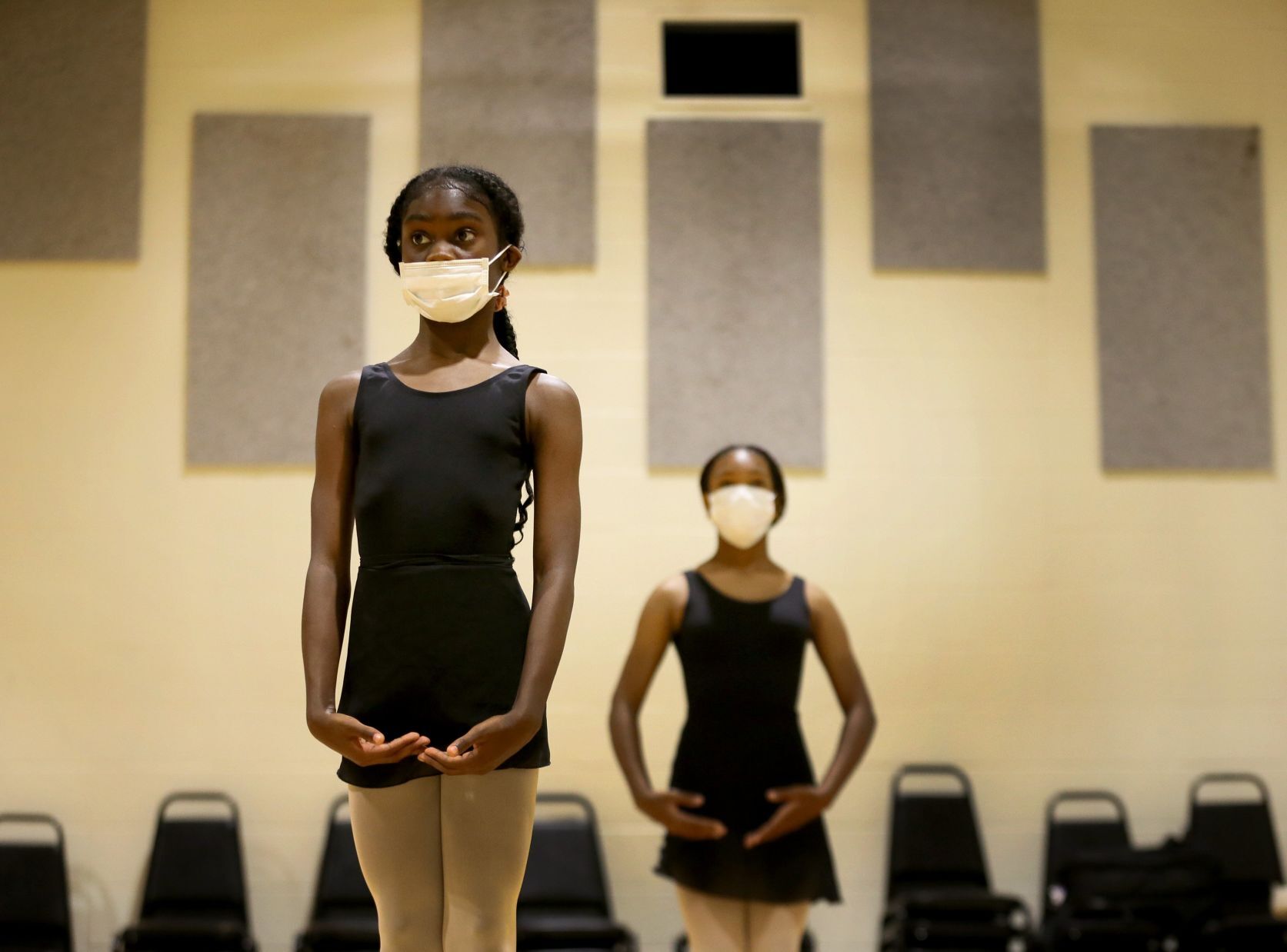 American Ballet Theatre instructor visits Boys & Girls Club